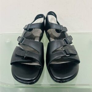SAS Women’s Slingback Comfort Sandals size 8.5N